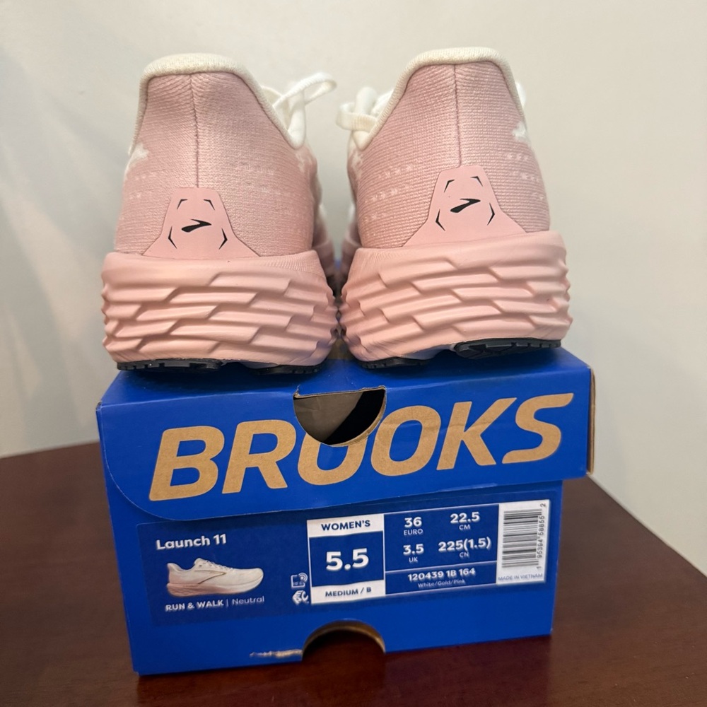 Brooks Women's Launch 11 White and Pink Running Athletic Shoes - Picture 10 of 10